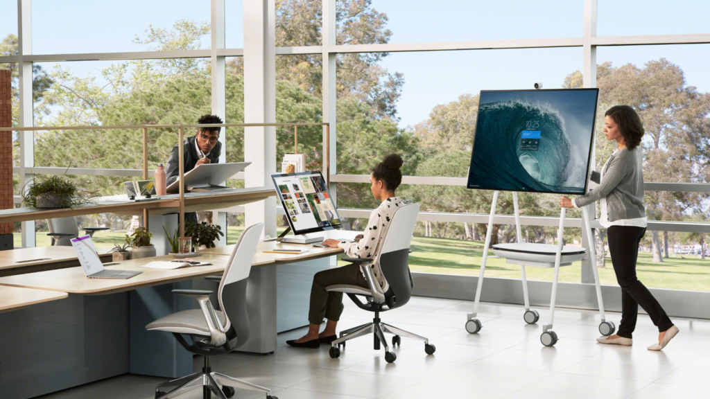 Steelcase Roam & Microsoft Hub 2